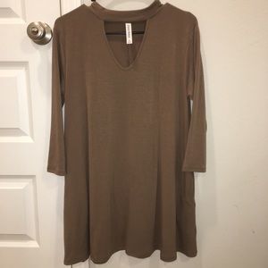 Brown dress